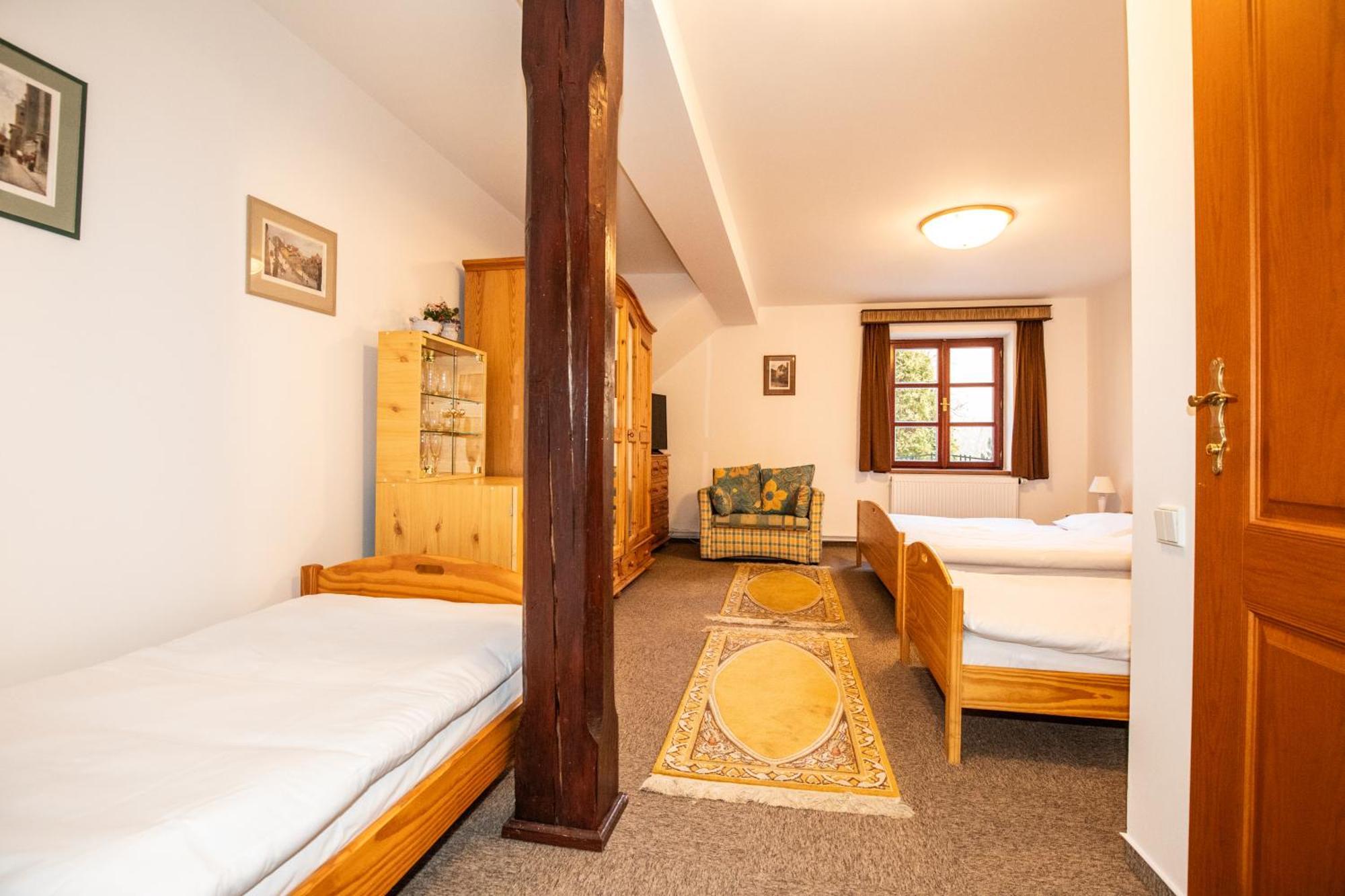 Křivoklát Resort U Jelena חדר תמונה