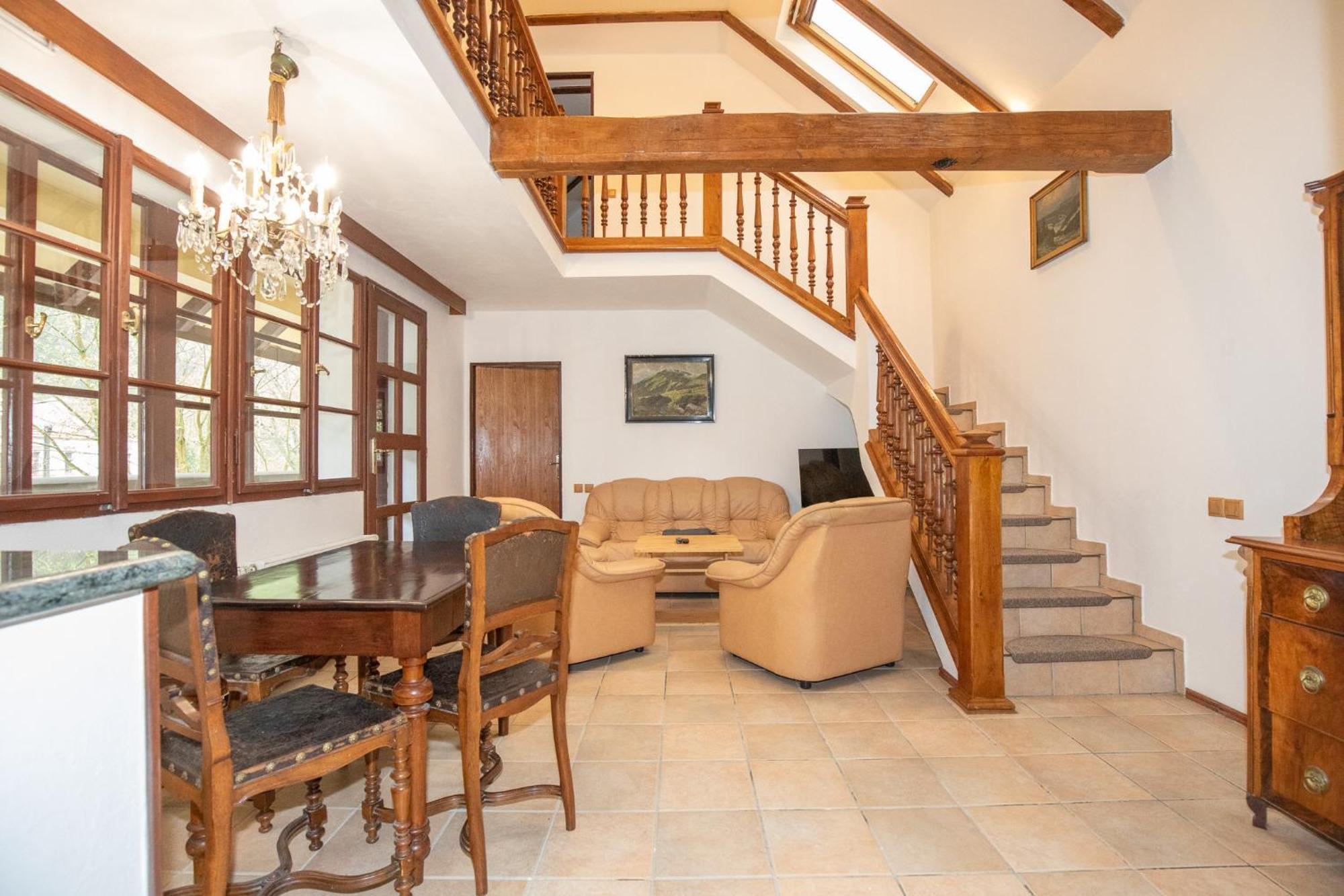 Křivoklát Resort U Jelena מראה חיצוני תמונה