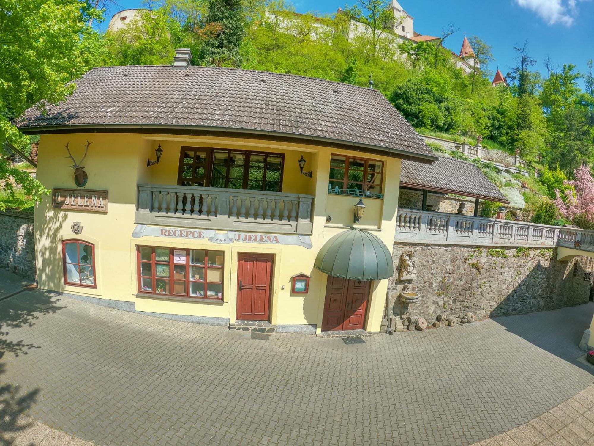 Křivoklát Resort U Jelena מראה חיצוני תמונה