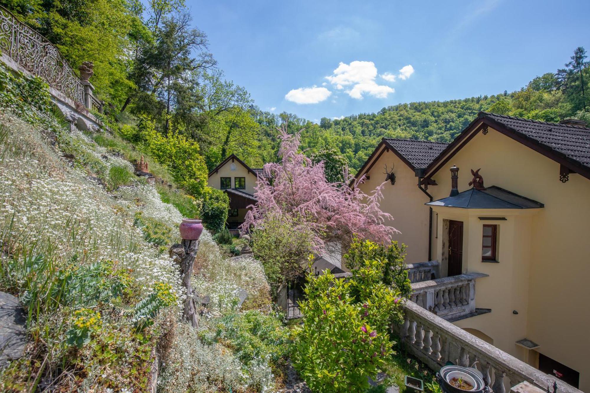 Křivoklát Resort U Jelena מראה חיצוני תמונה